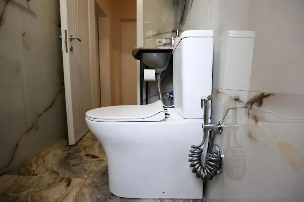 Lively Center Of Tirana Apartment
